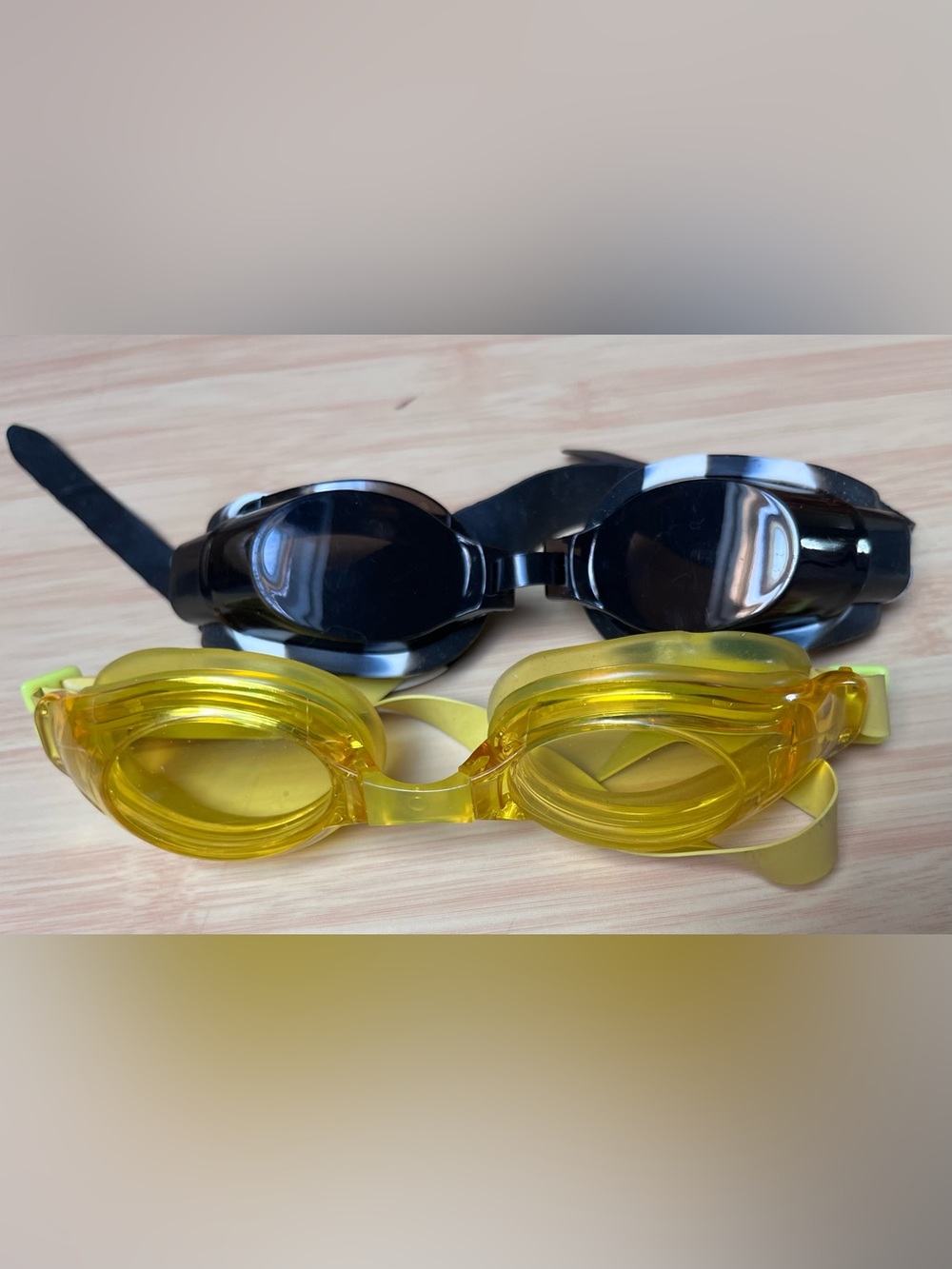 Swim Goggles two pair : Yellow and Black & White